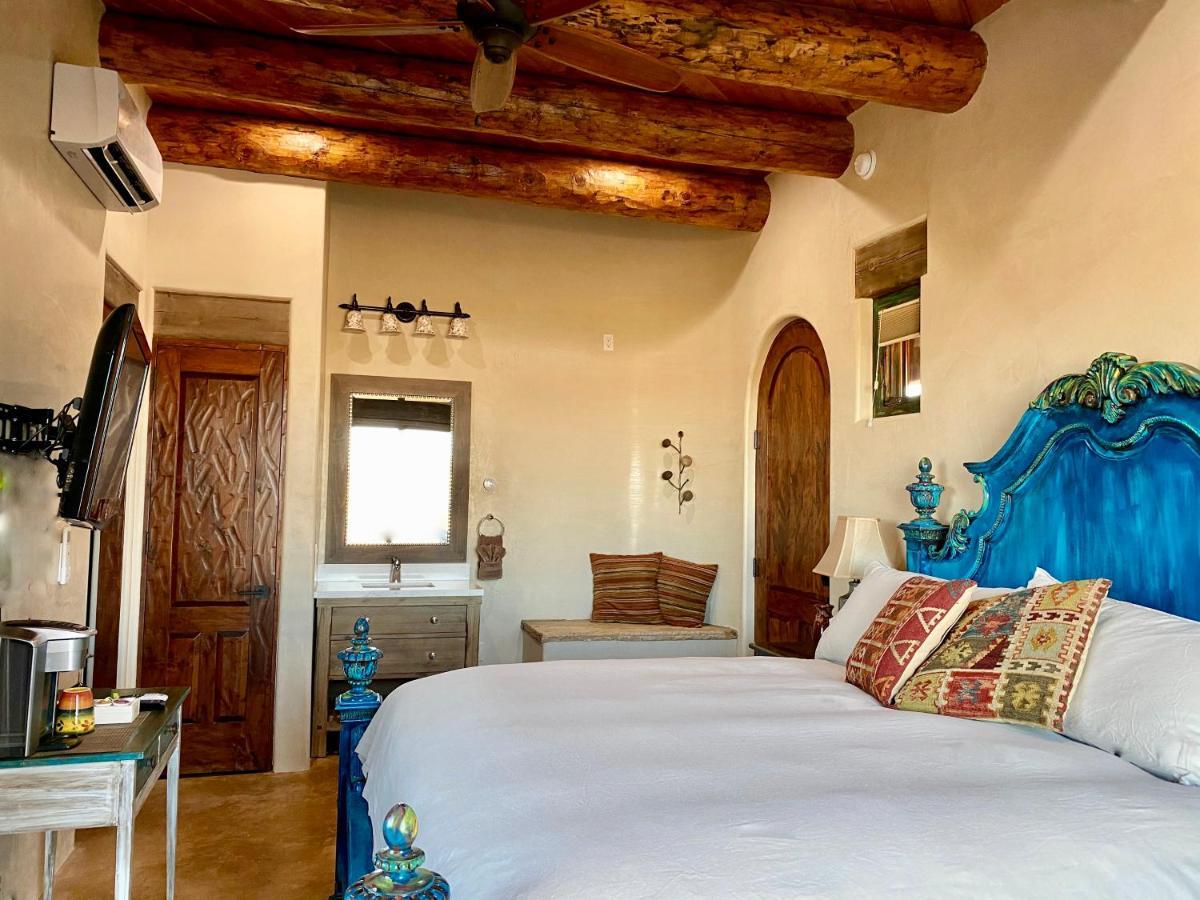 The Grand Hacienda Inn With Breakfast Abiquiu Dış mekan fotoğraf